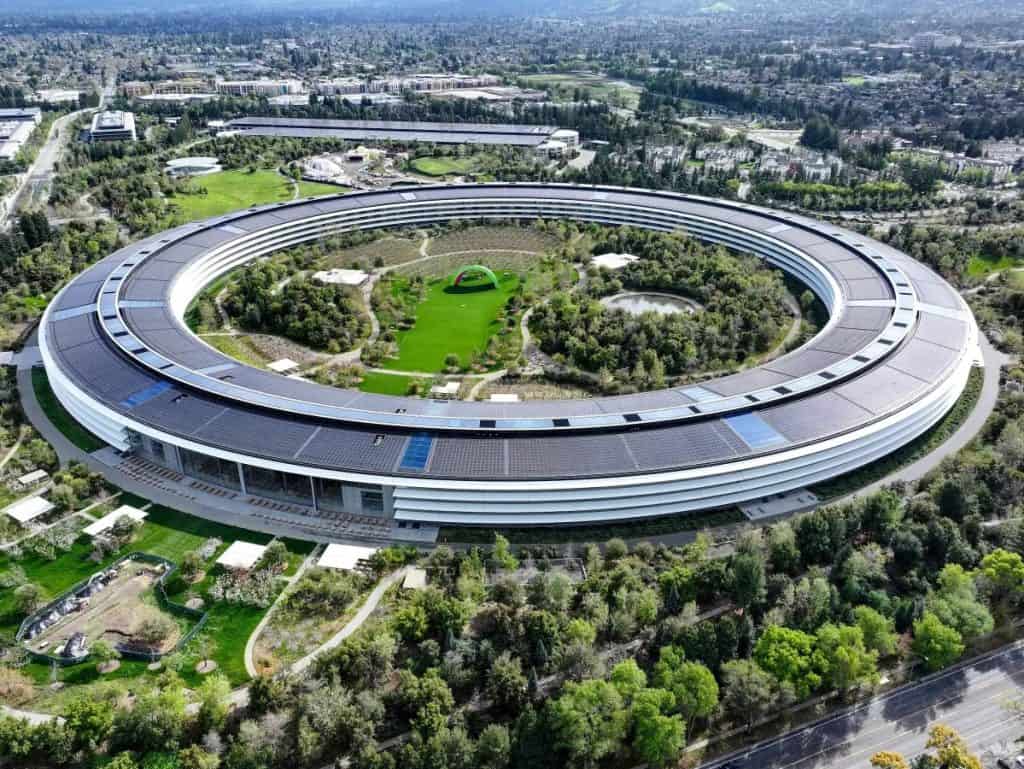 apple