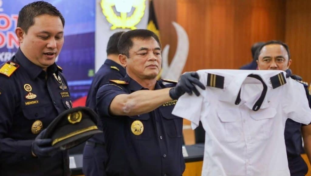 Jakarta arrests malaysian pilot