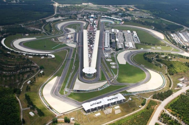 Formula 1 Returns to Malaysia