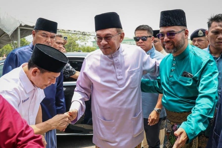 Malaysia aid Nepal floods SMART team