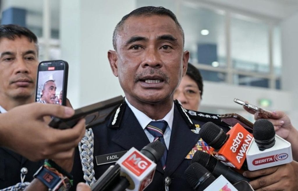 Sri Petaling police chase cable theft arrest