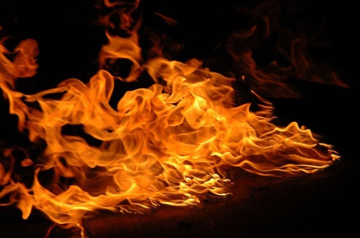 late-night fire shah alam