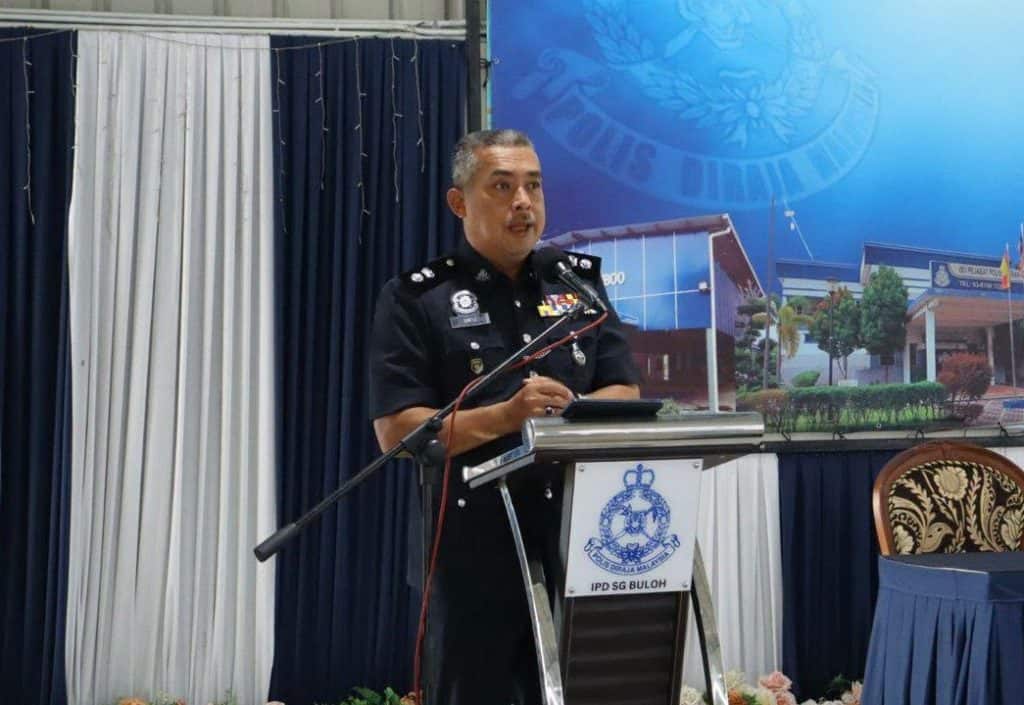 Foreigner Suspected of Molesting