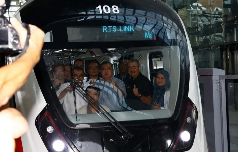 pedestrian bridge loke rts ktmb bukit chagar