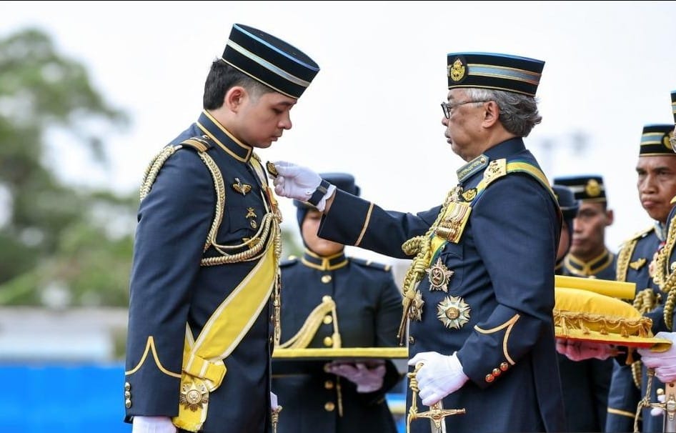 tengku hassanal rmaf