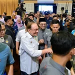 Budget 2027: Government to Introduce Firm Measures for Fair Graduate Wages, Says PM Anwar
