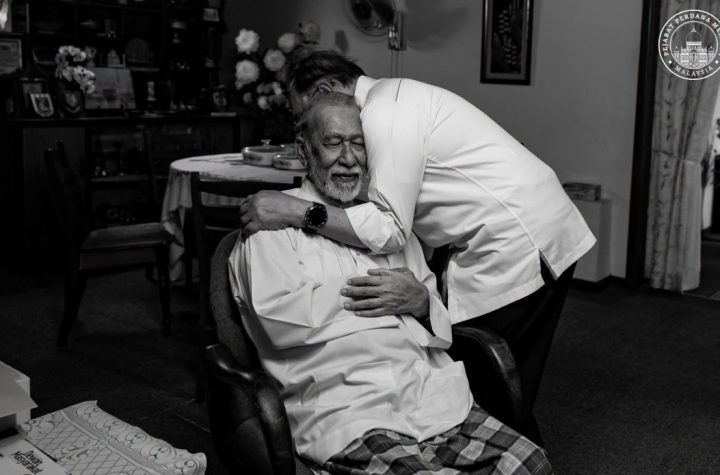 Prime Minister Anwar eldest brother passes away Idrus Ibrahim
