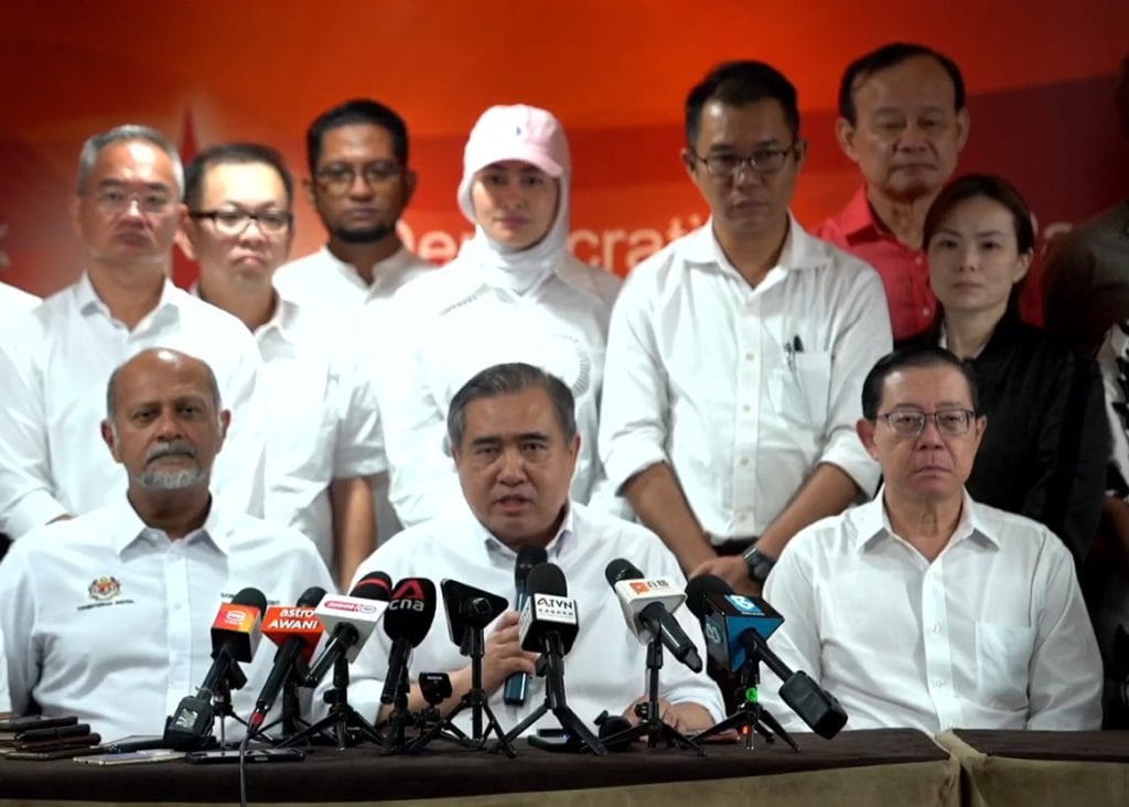 loke offers resignation Transport Minister Najib pardon
