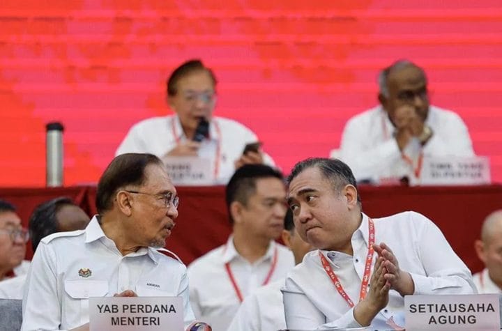 anwar loke resignation offer