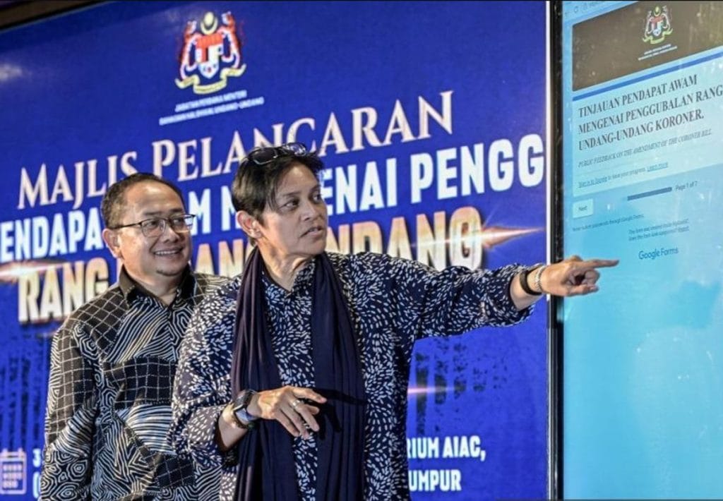 Prime Minister tenure limit Bill Azalina