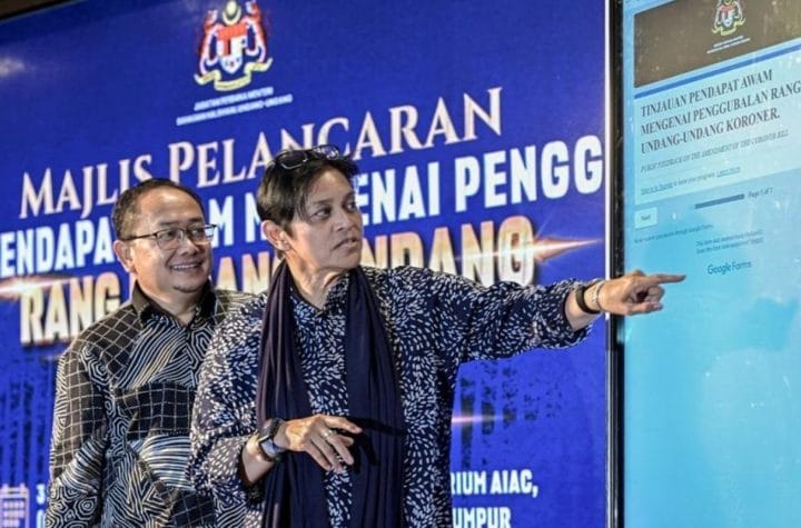 Prime Minister tenure limit Bill Azalina
