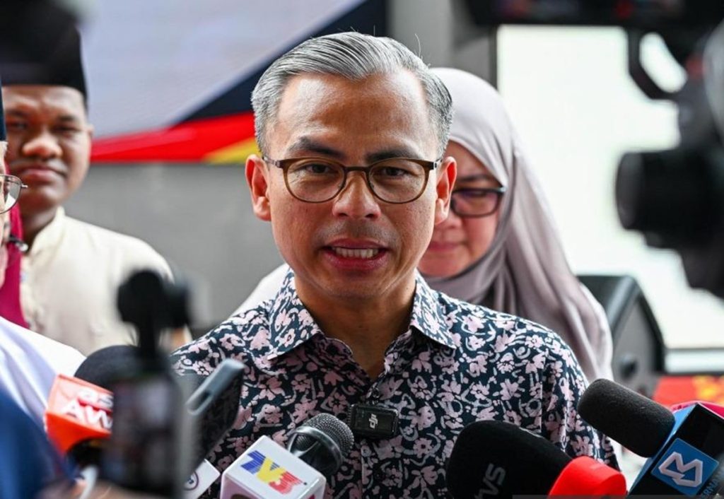 Fahmi Fadzil political realignments