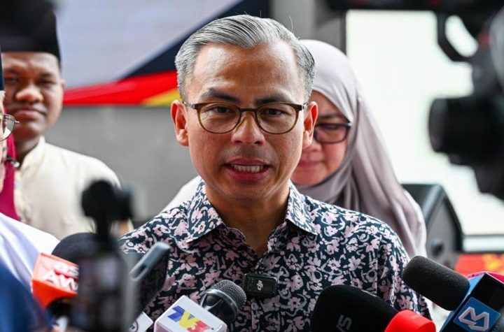 Fahmi Fadzil political realignments