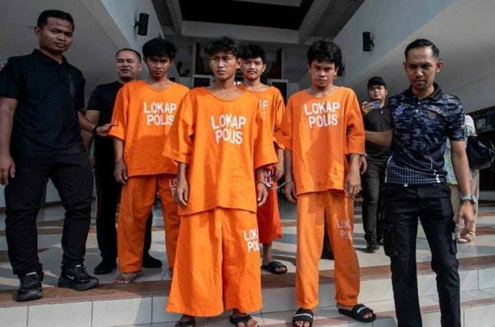 indonesians smuggling migrants charge