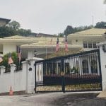 Prisons Department Officers Inspect Najib’s Residence Following House Arrest Pardon