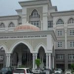 Disabled Man Pleads Not Guilty in Kelantan Syariah Court Over Cross-Dressing Charge
