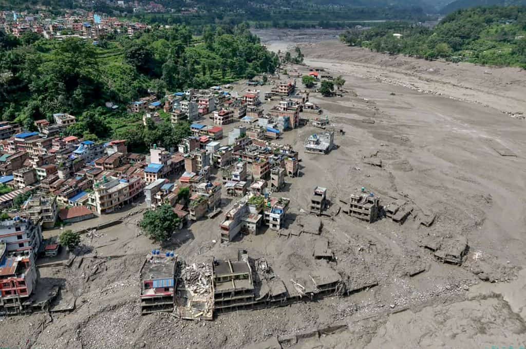 Nepal China border floods death toll