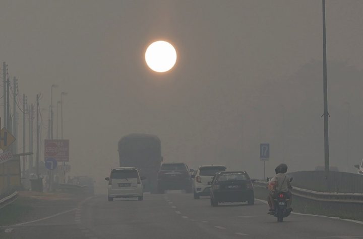 Samarahan very unhealthy API haze Malaysia
