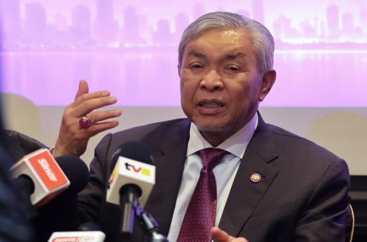 Ahmad Zahid UMNO Najib Razak conditional pardon