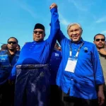 Melaka Chief Minister Ab Rauf Arrives At Nomination Centre To Defend Tanjung Bidara Seat