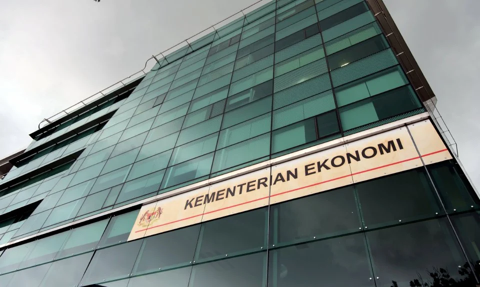 Government development expenditure allocation Economy Ministry state equity