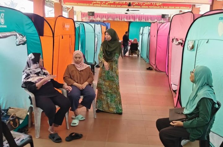 Larut Matang Selama storm victims PPS 55
