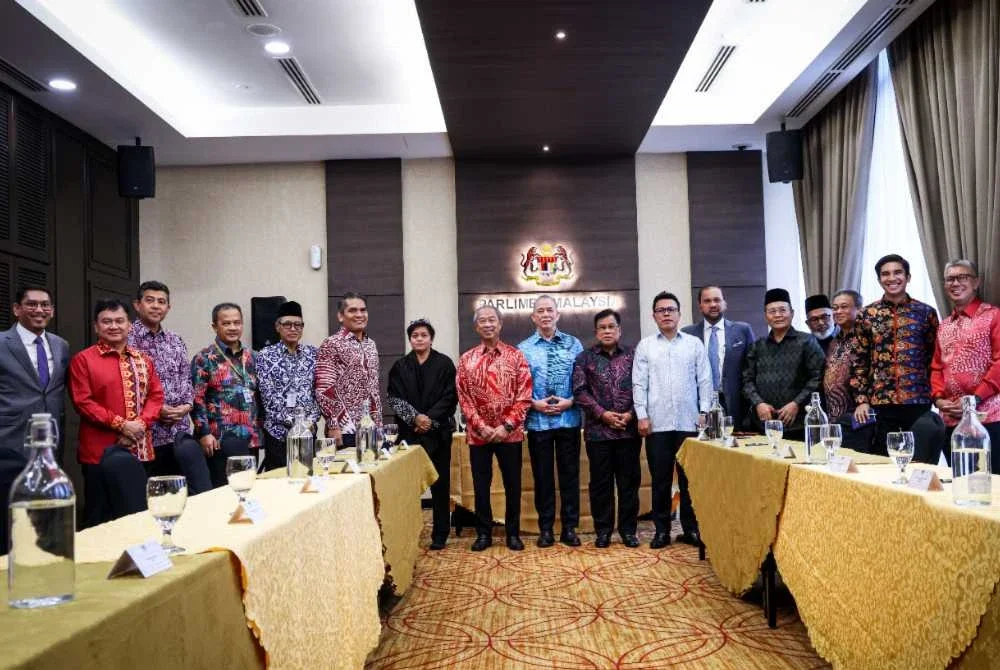 Bersatu CSA MADANI Government Budget 2027 Muhyiddin Yassin